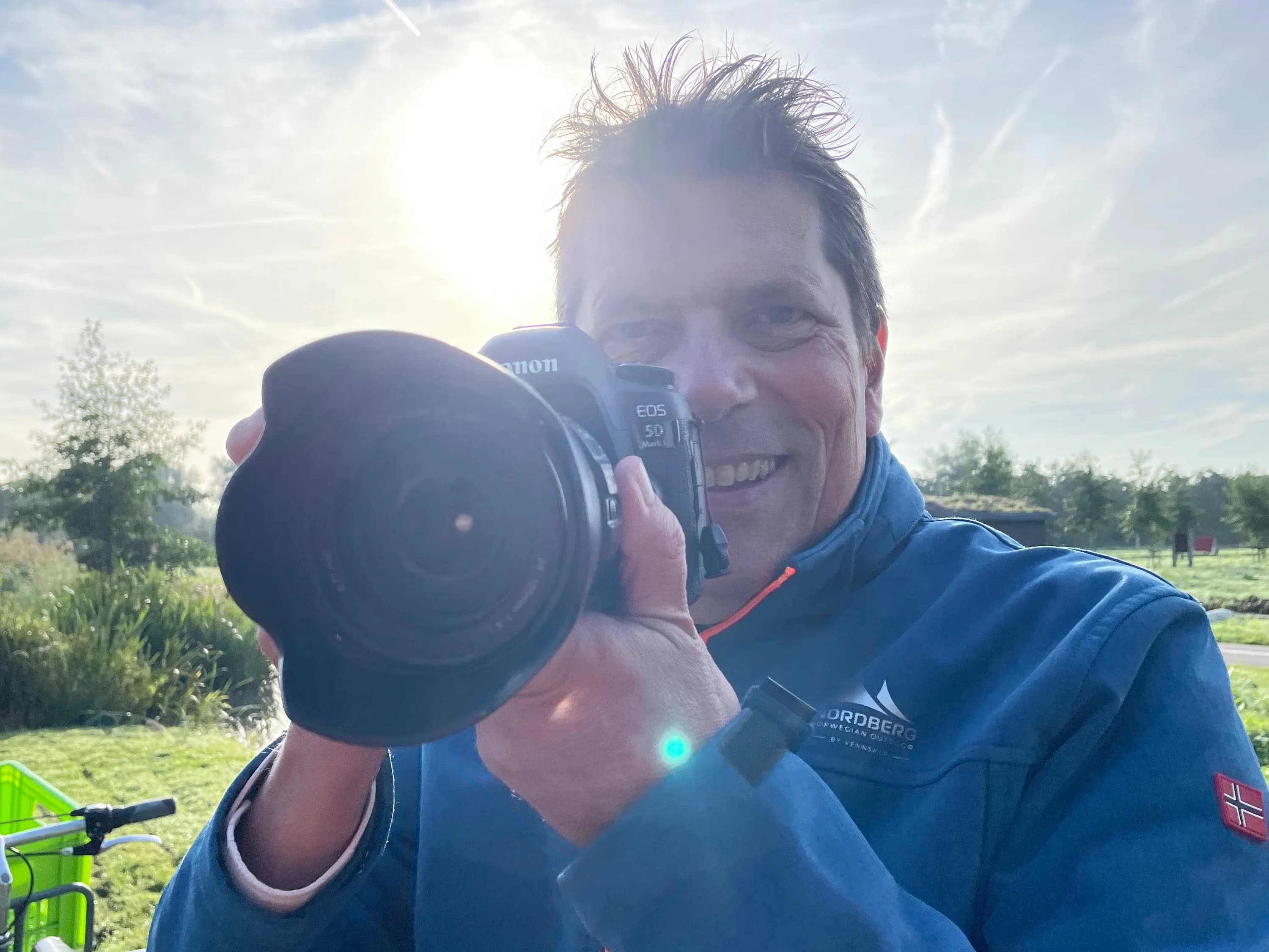 Francis Frionnet tijdens een fotoshoot op locatie.