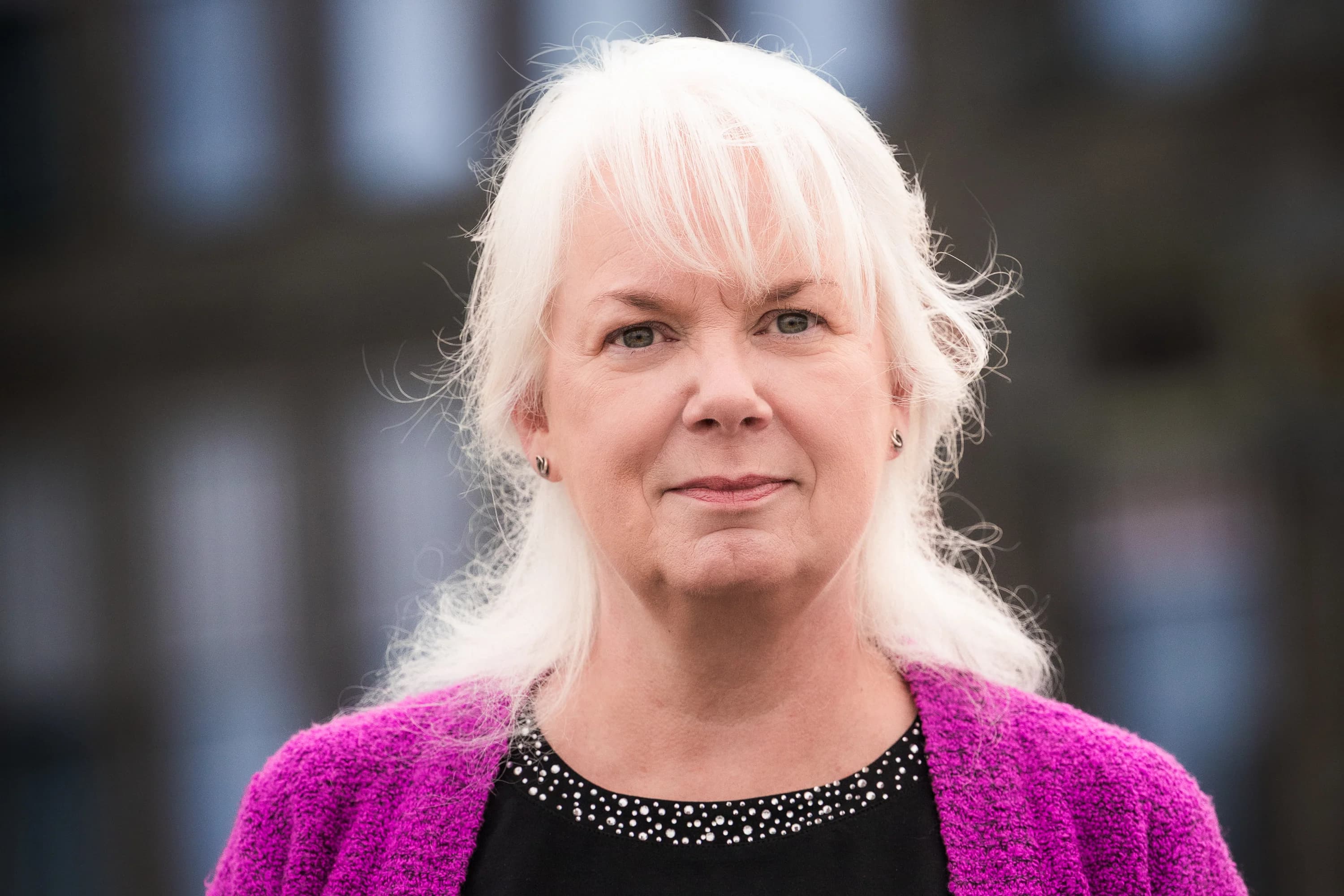 Zakelijk portret van een vrouw, gefotografeerd door Frionnet Fotografie